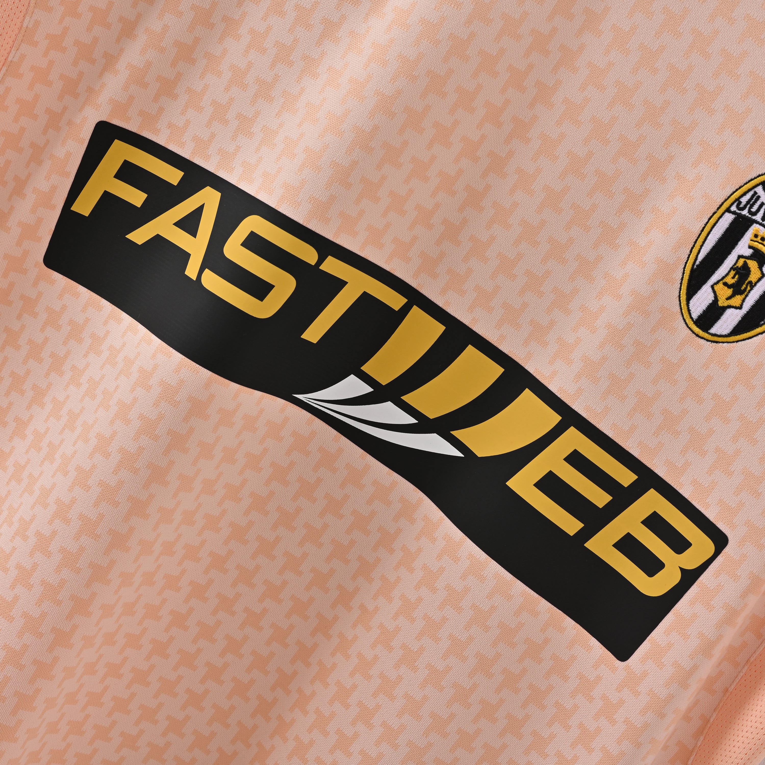 Juventus 03-04 Retro Away