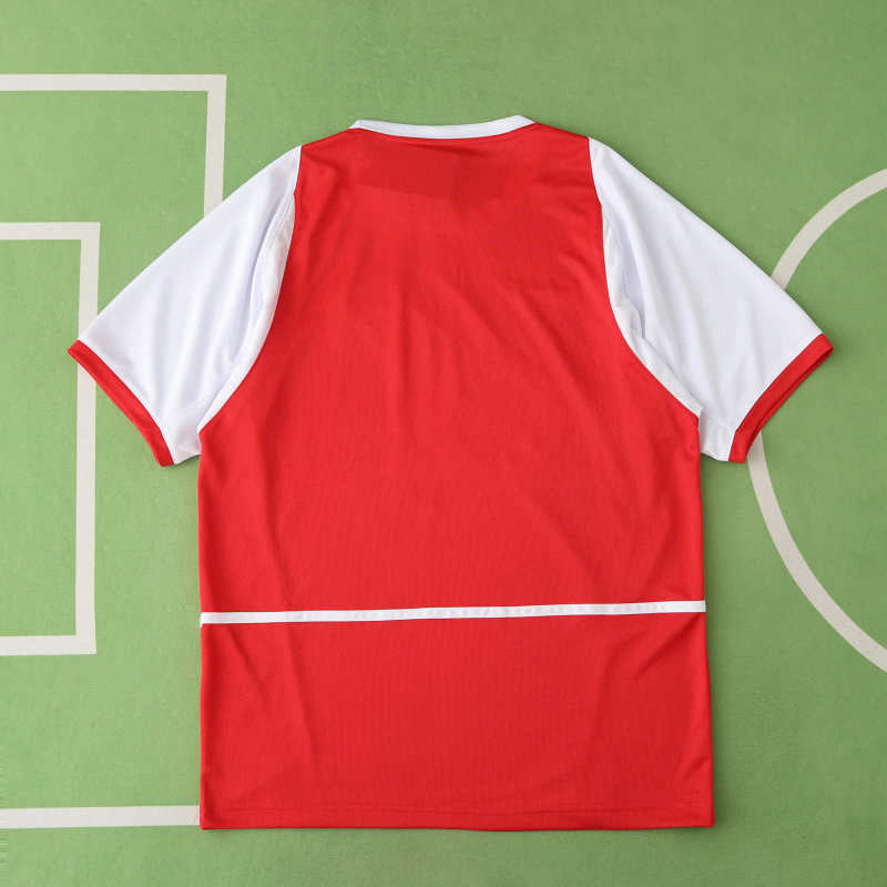 02/04 Arsenal Home Retro